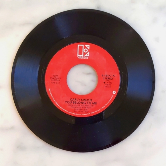 Vintage 1978 Carly Simon: In a Small Moment and You Belong to Me. - Picture 2 of 2